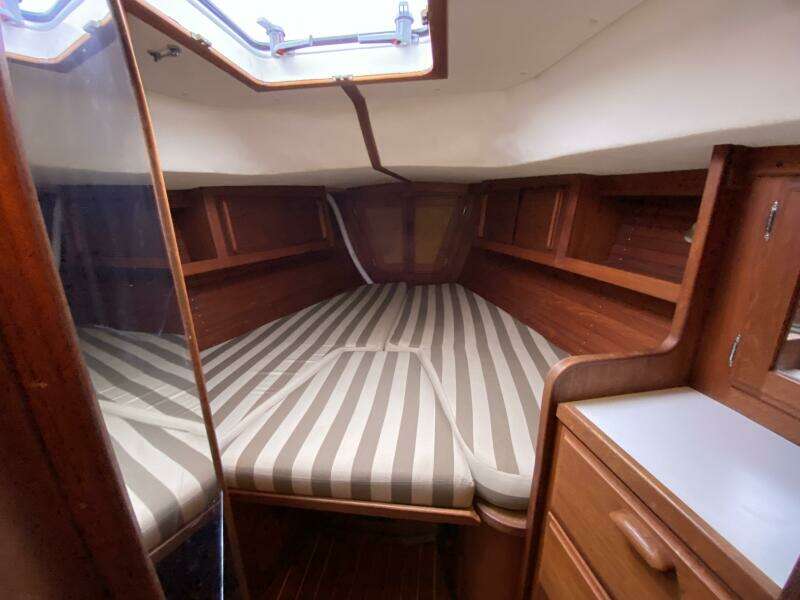 Delphinium 40ft J Boats Yacht For Sale