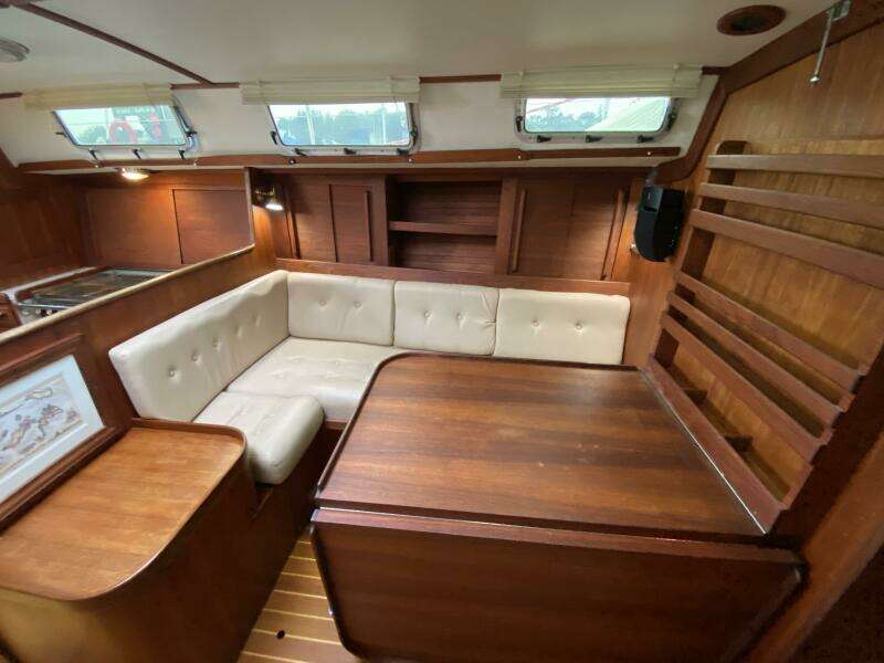 Delphinium 40ft J Boats Yacht For Sale