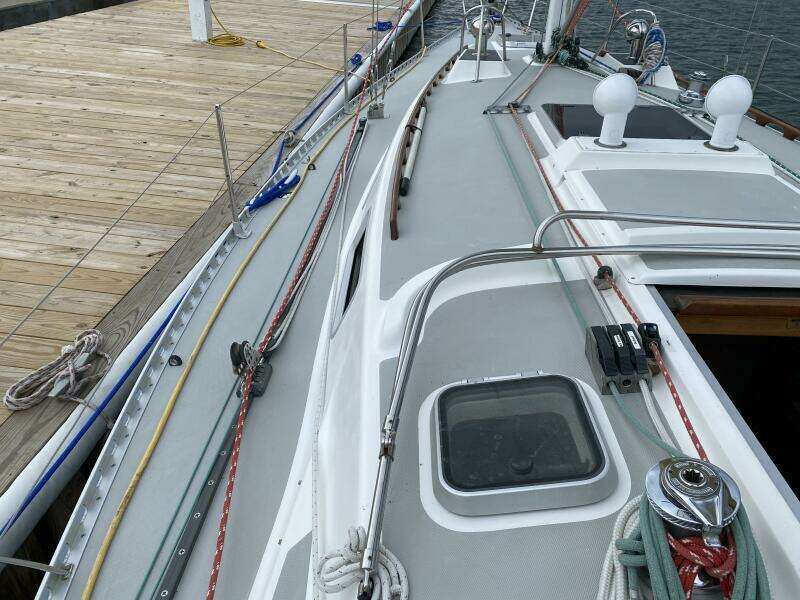 Delphinium 40ft J Boats Yacht For Sale