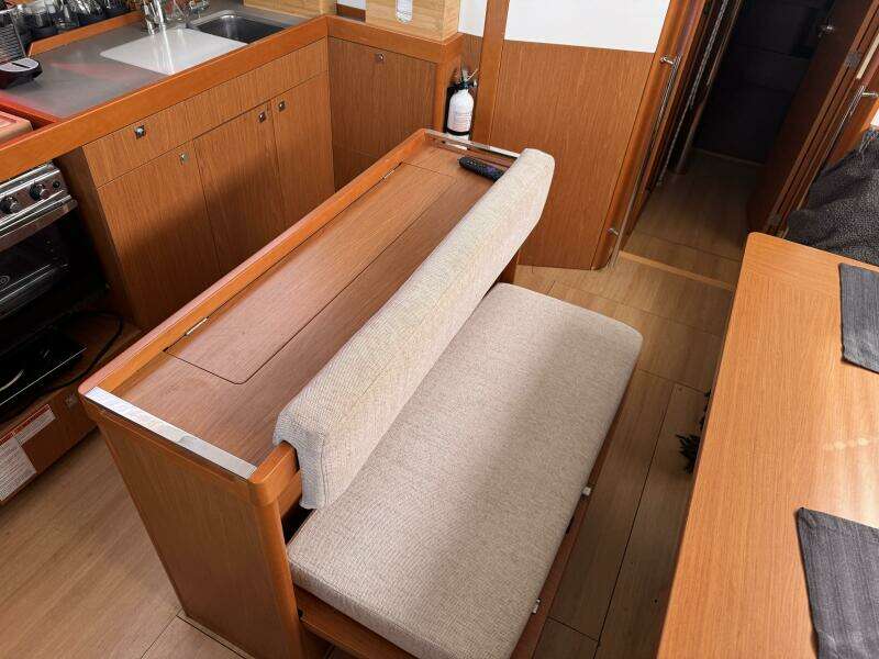 Second Wind 46ft Beneteau Yacht For Sale