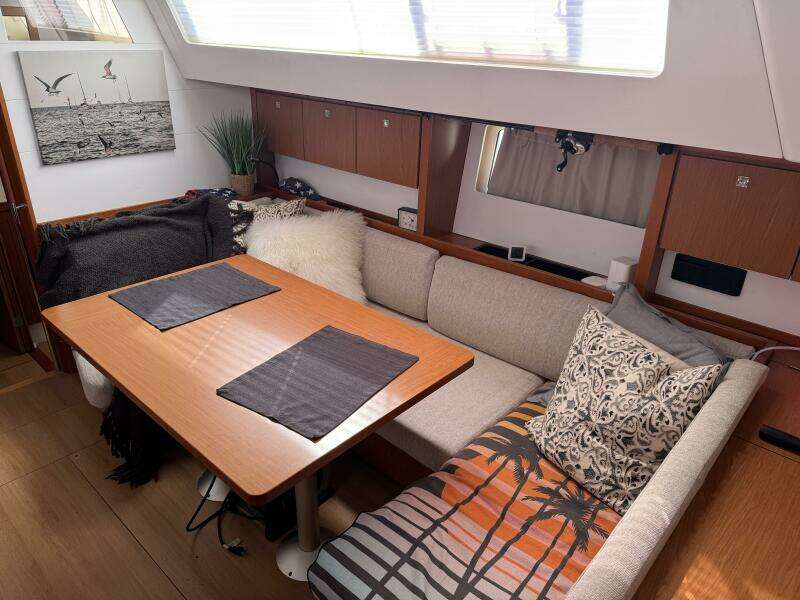 Second Wind 46ft Beneteau Yacht For Sale