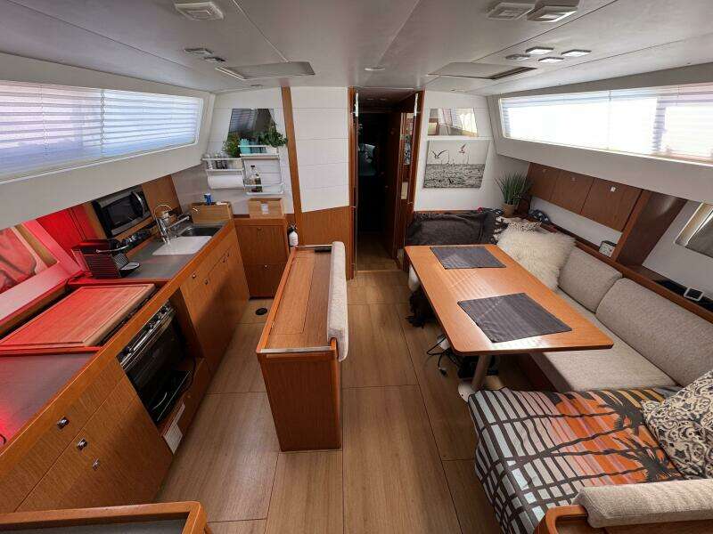 Second Wind 46ft Beneteau Yacht For Sale