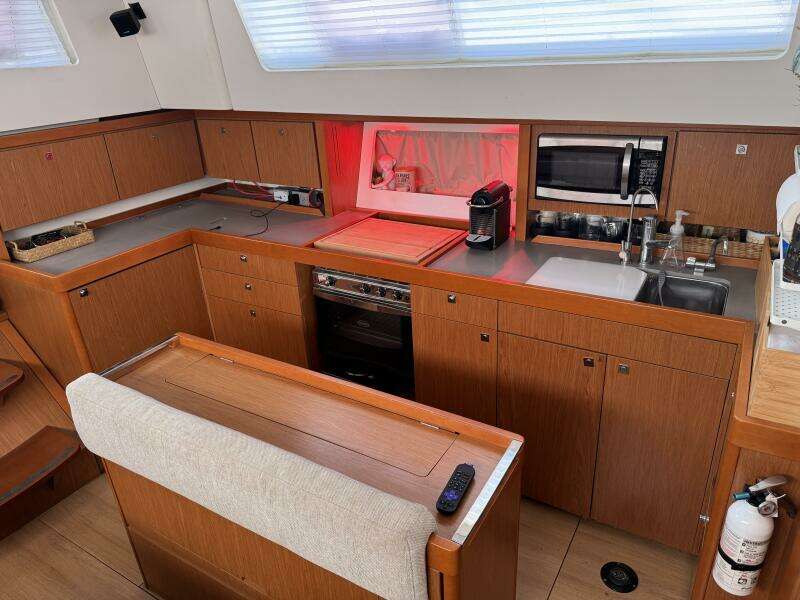 Second Wind 46ft Beneteau Yacht For Sale