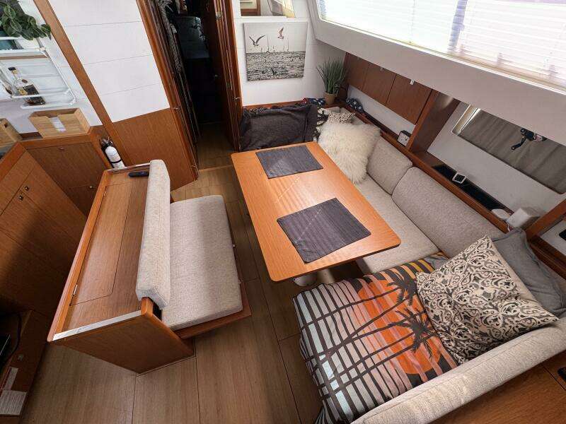 Second Wind 46ft Beneteau Yacht For Sale
