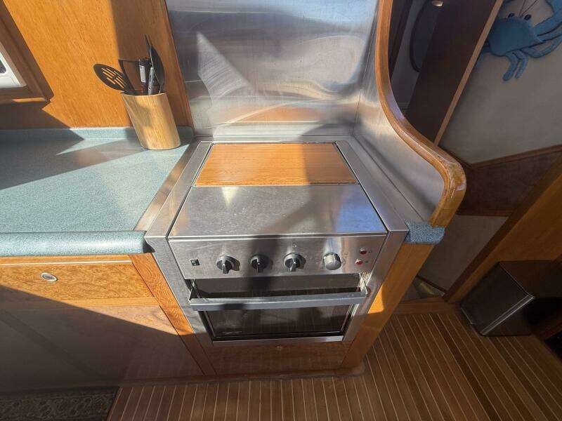 47ft Royal Pacific Yacht For Sale