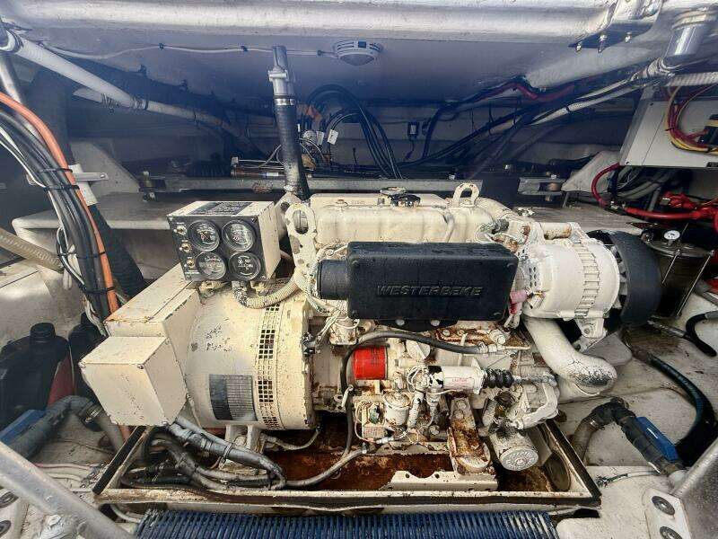 47ft Royal Pacific Yacht For Sale