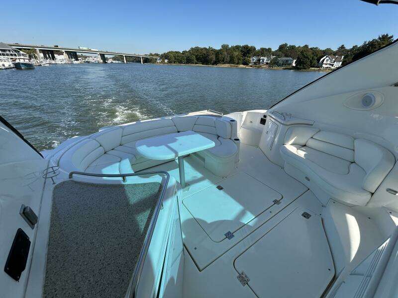 54ft Cruisers Yachts Yacht For Sale