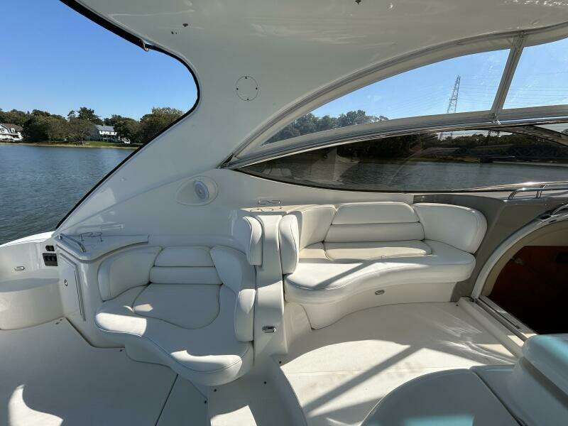 54ft Cruisers Yachts Yacht For Sale