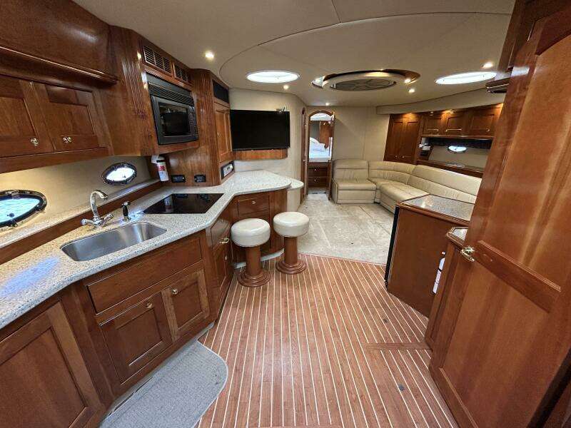 54ft Cruisers Yachts Yacht For Sale