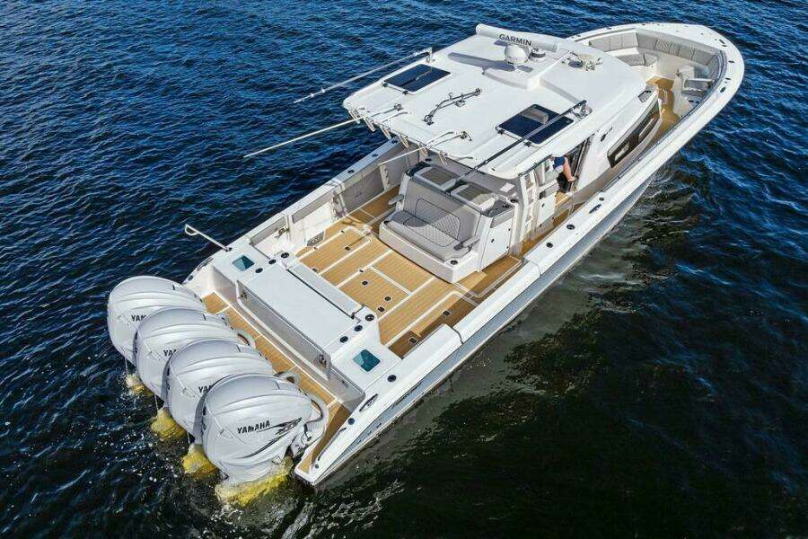 42ft Pursuit Yacht For Sale