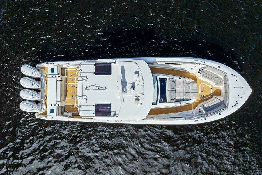 42ft Pursuit Yacht For Sale