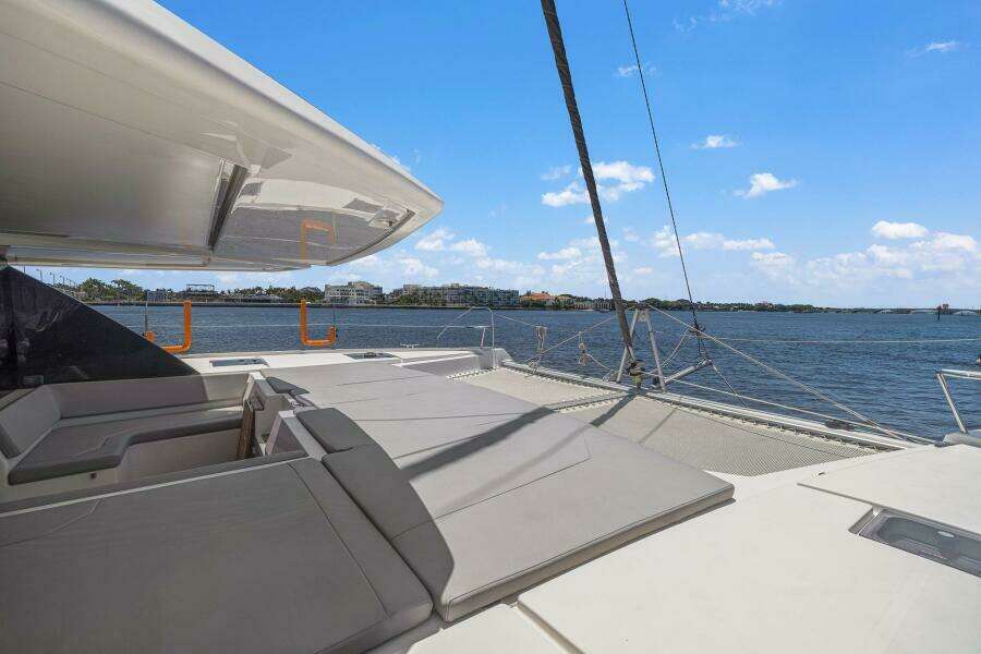 One Love  50ft Leopard Yacht For Sale