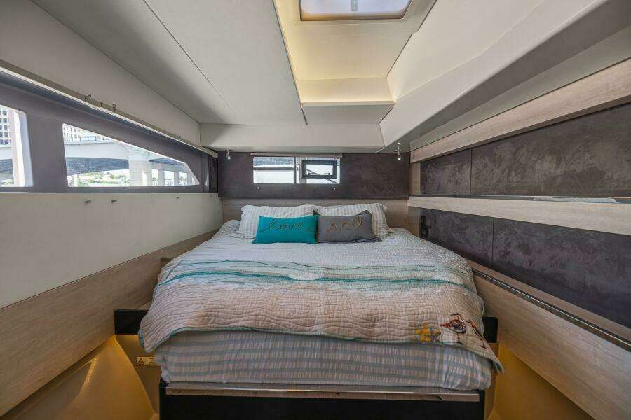 One Love  50ft Leopard Yacht For Sale
