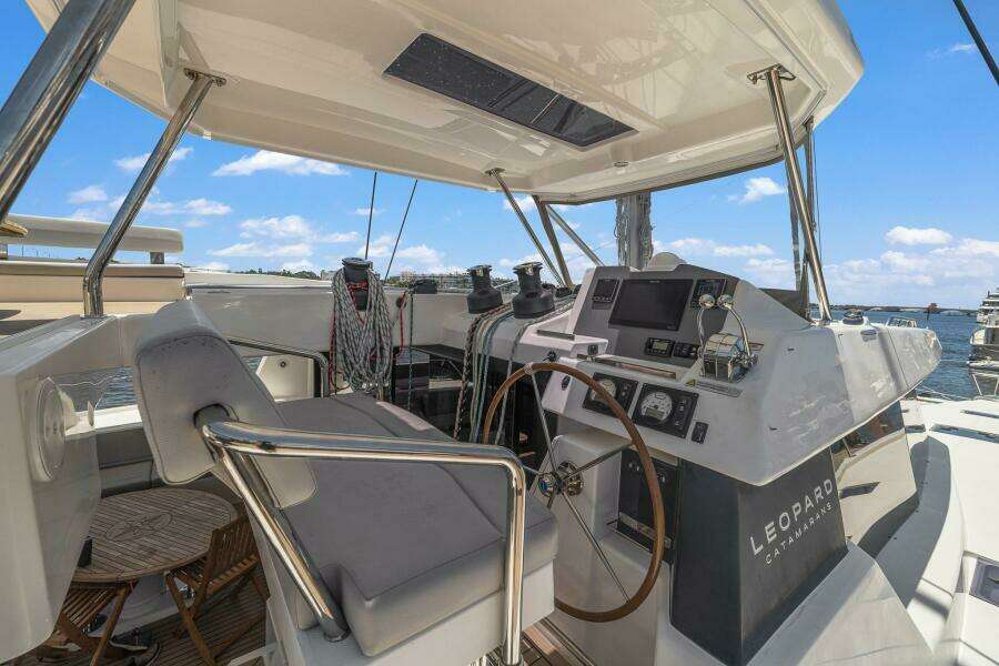One Love  50ft Leopard Yacht For Sale