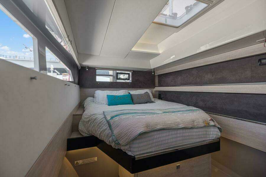 One Love  50ft Leopard Yacht For Sale