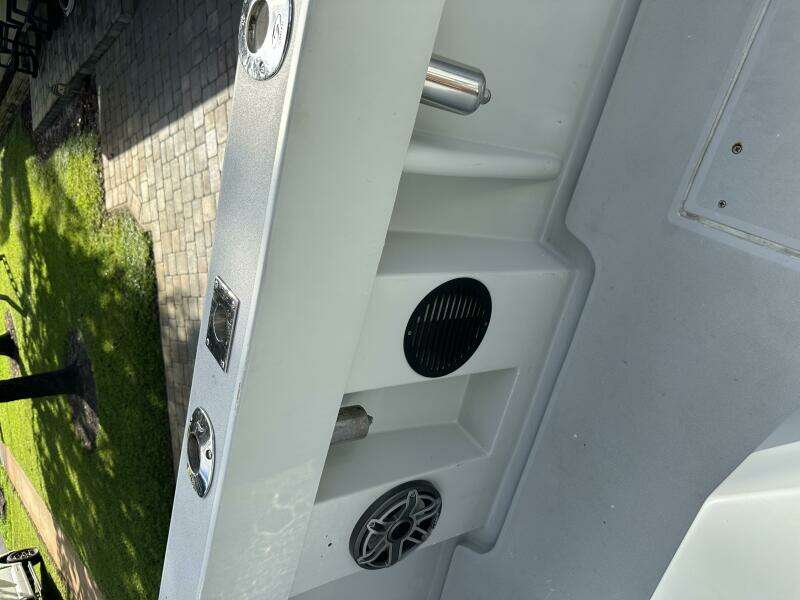 29ft SeaVee Yacht For Sale 29ft SeaVee Yacht For Sale