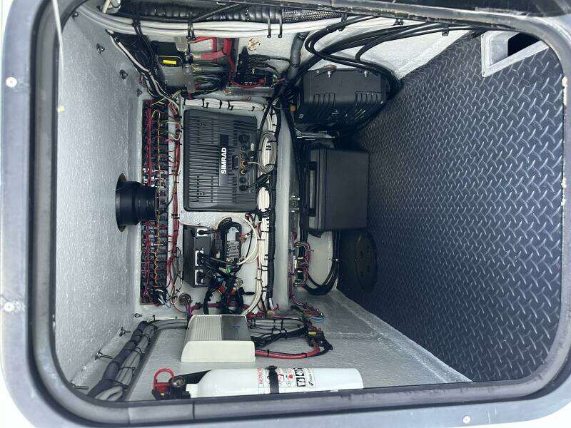 29ft SeaVee Yacht For Sale 29ft SeaVee Yacht For Sale