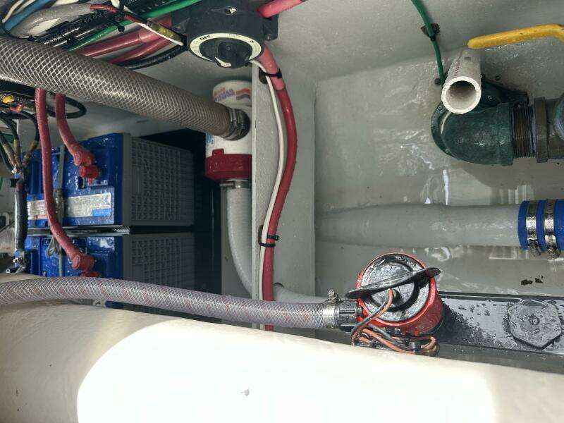 29ft SeaVee Yacht For Sale 29ft SeaVee Yacht For Sale