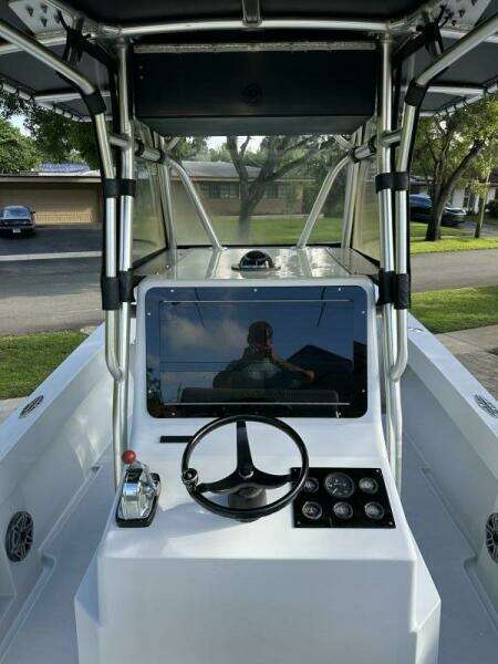 29ft SeaVee Yacht For Sale 29ft SeaVee Yacht For Sale