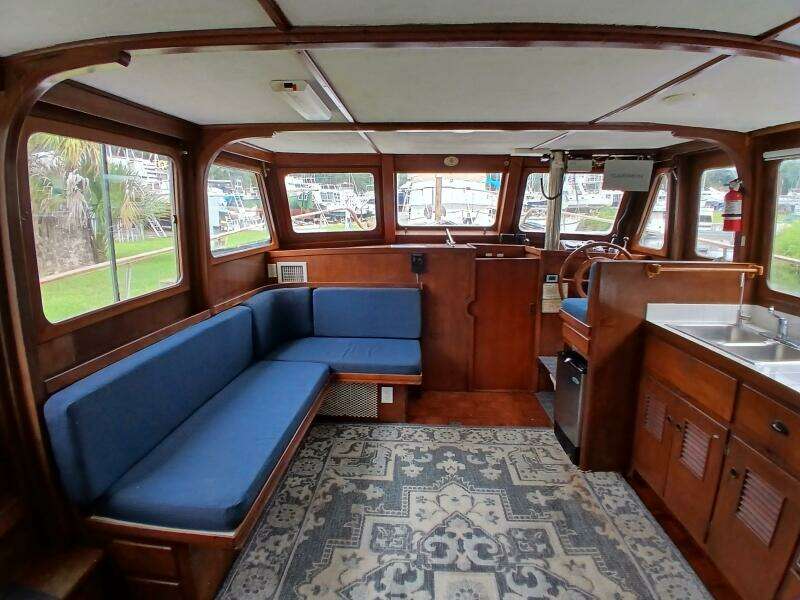MARRILEE 40ft Marine Trader Yacht For Sale