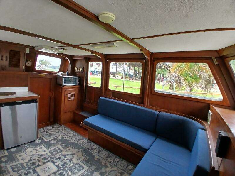MARRILEE 40ft Marine Trader Yacht For Sale