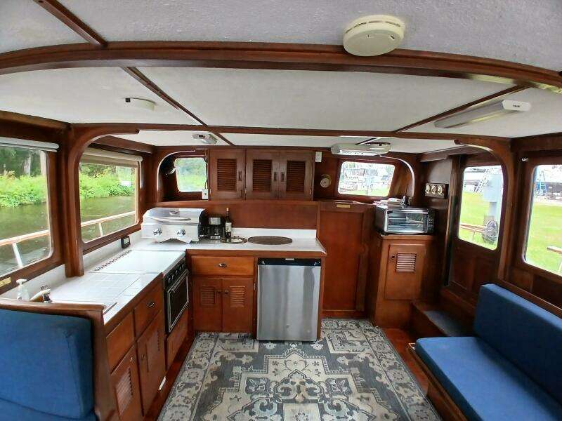 MARRILEE 40ft Marine Trader Yacht For Sale