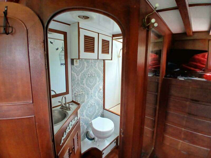 MARRILEE 40ft Marine Trader Yacht For Sale