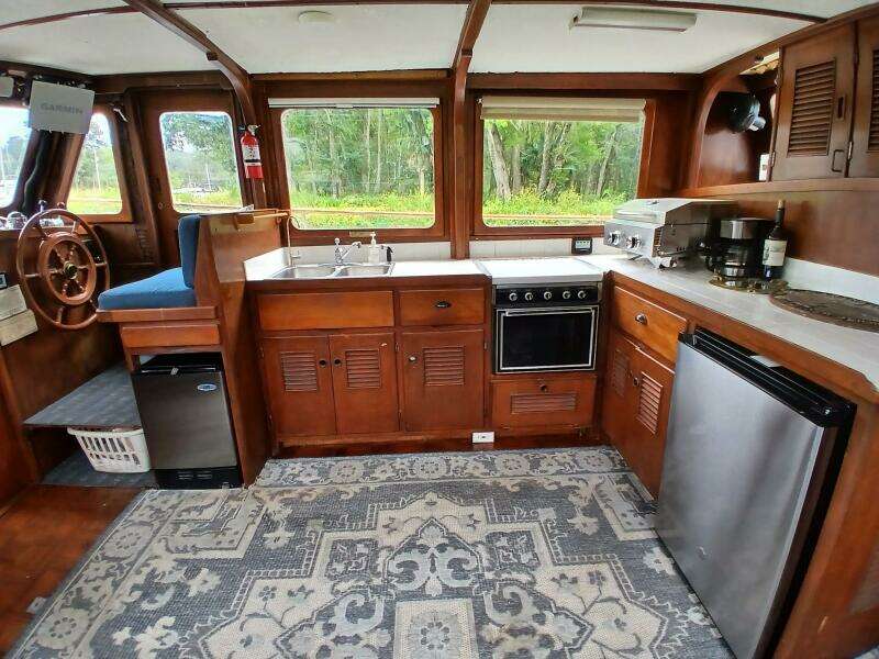 MARRILEE 40ft Marine Trader Yacht For Sale