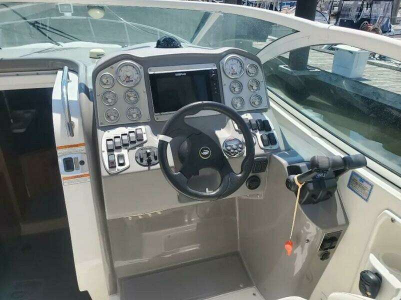 31ft Cruisers Yachts Yacht For Sale