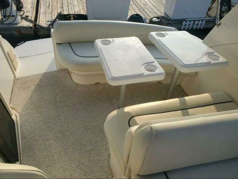 31ft Cruisers Yachts Yacht For Sale