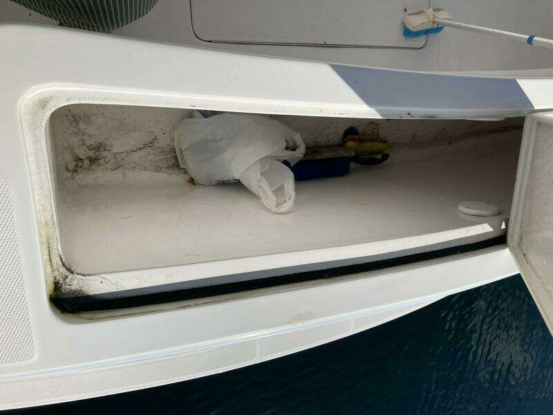28ft Luhrs Yacht For Sale