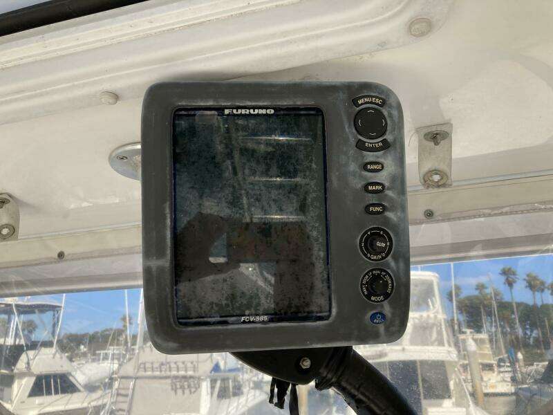 28ft Luhrs Yacht For Sale