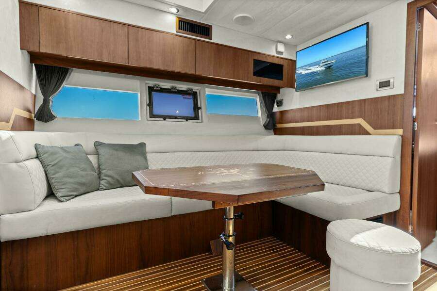 Board Room 38ft Galeon Yacht For Sale
