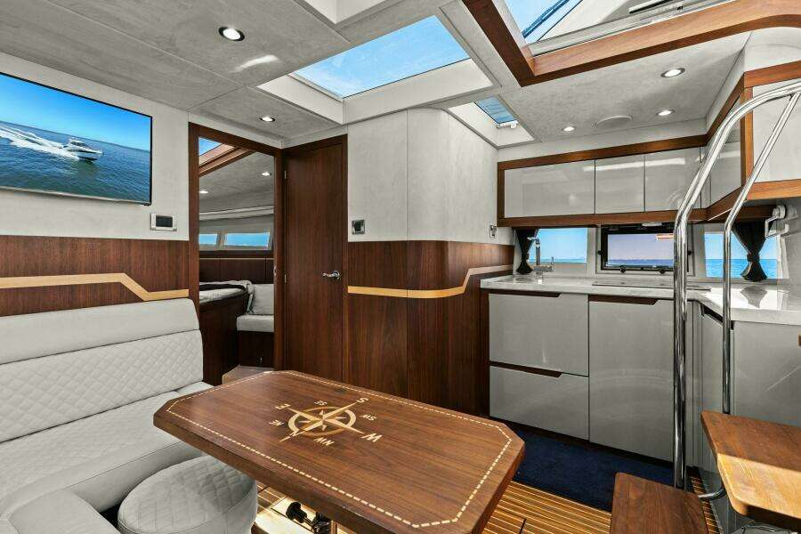 Board Room 38ft Galeon Yacht For Sale