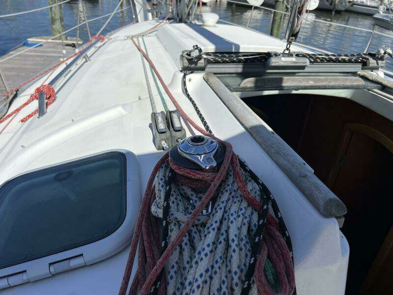Happy Place 33ft Beneteau Yacht For Sale
