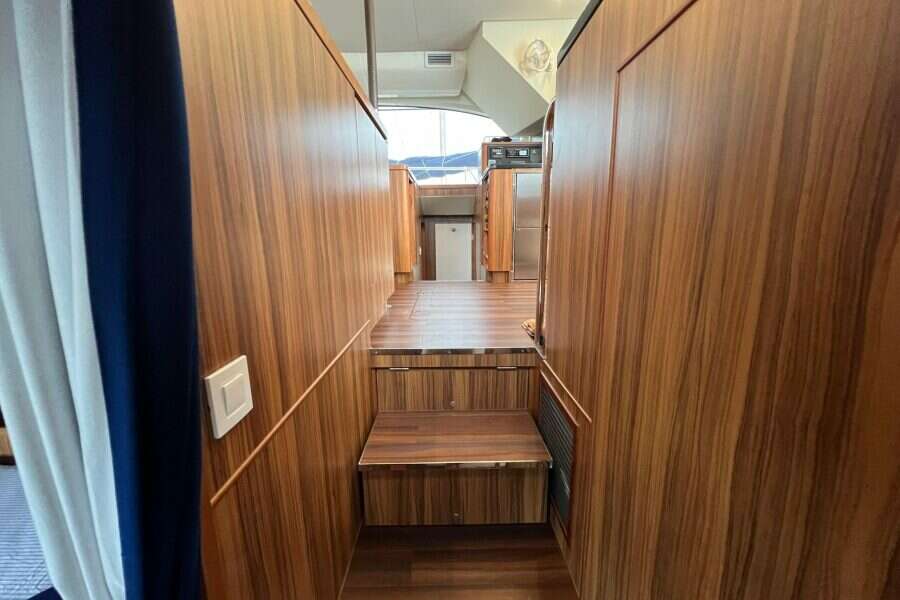 2019-aquila-44-power-9966247-20251002101053132-4.jpg