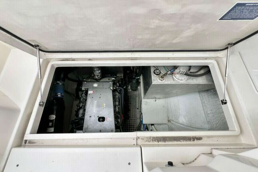 2019-aquila-44-power-9966247-20251002101138756-2.jpg