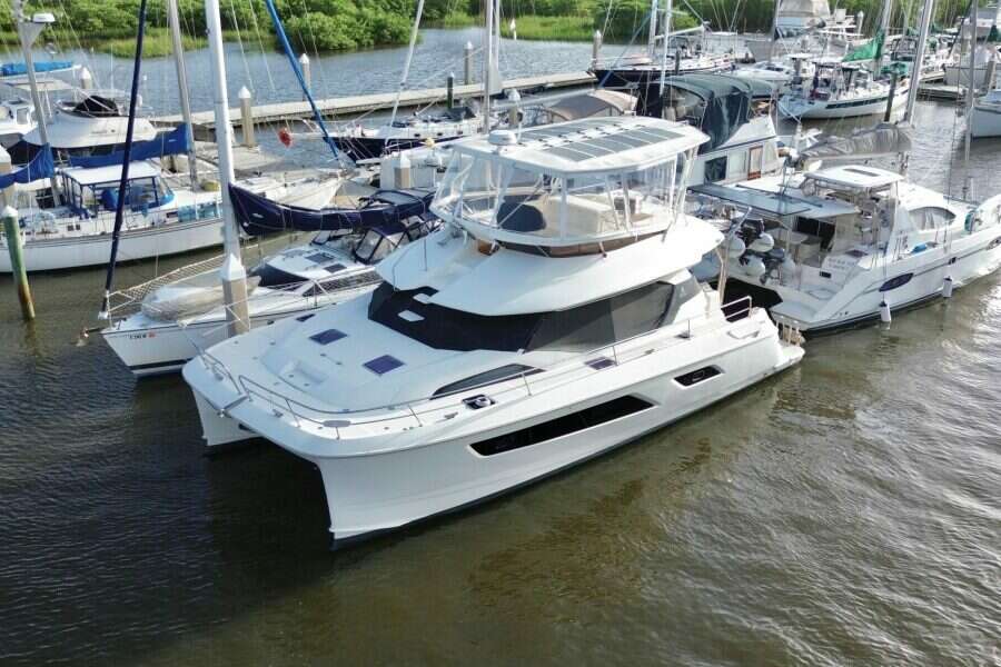2019-aquila-44-power-9966247-20251002080612578-1.jpg