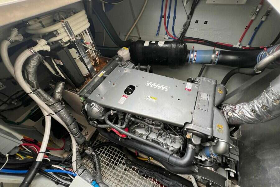 2019-aquila-44-power-9966247-20251002101140812-4.jpg
