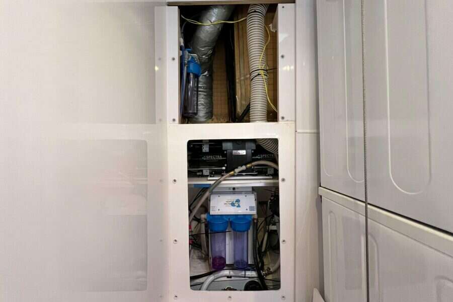 2019-aquila-44-power-9966247-20251002101110737-4.jpg