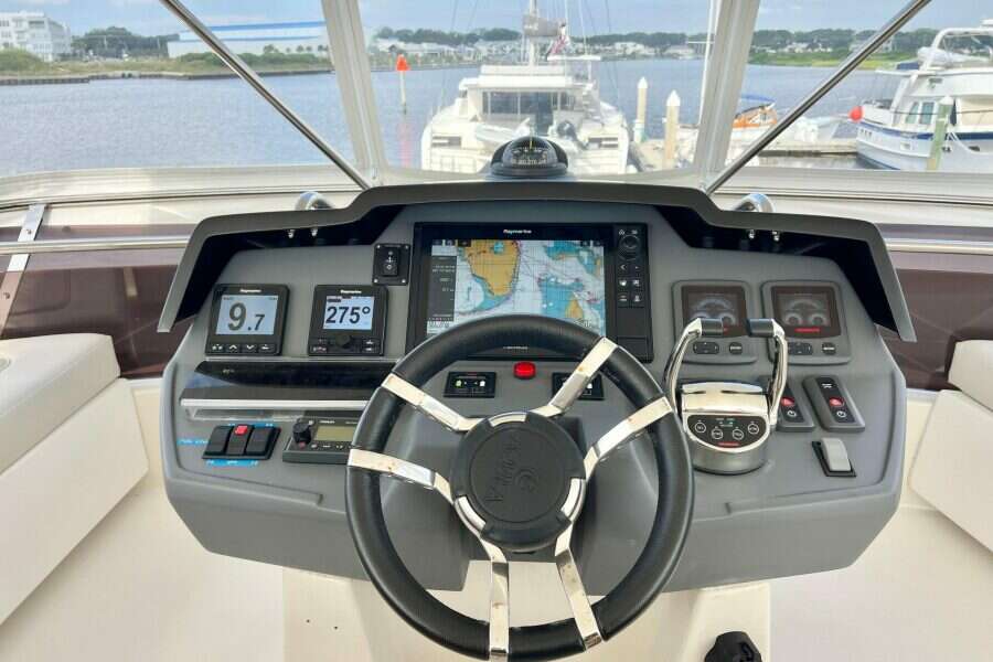 2019-aquila-44-power-9966247-20251002084706300-3.jpg
