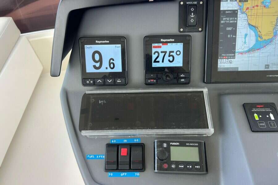 2019-aquila-44-power-9966247-20251002084707374-4.jpg