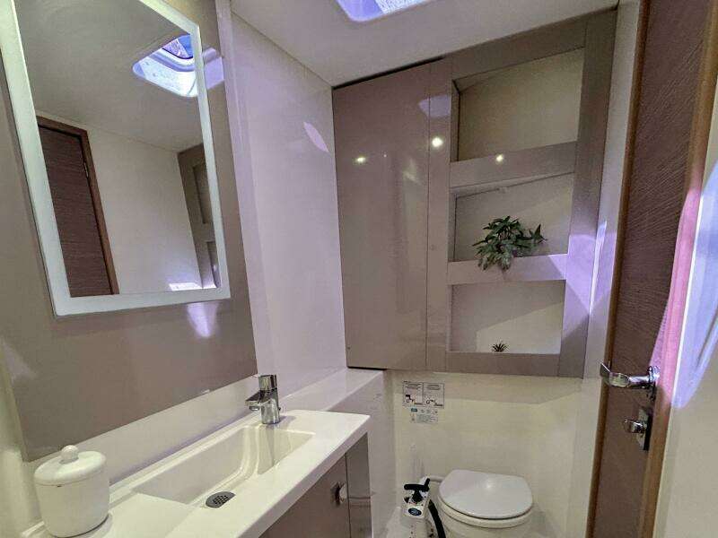 Hummingbird 39ft Fountaine Pajot Yacht For Sale