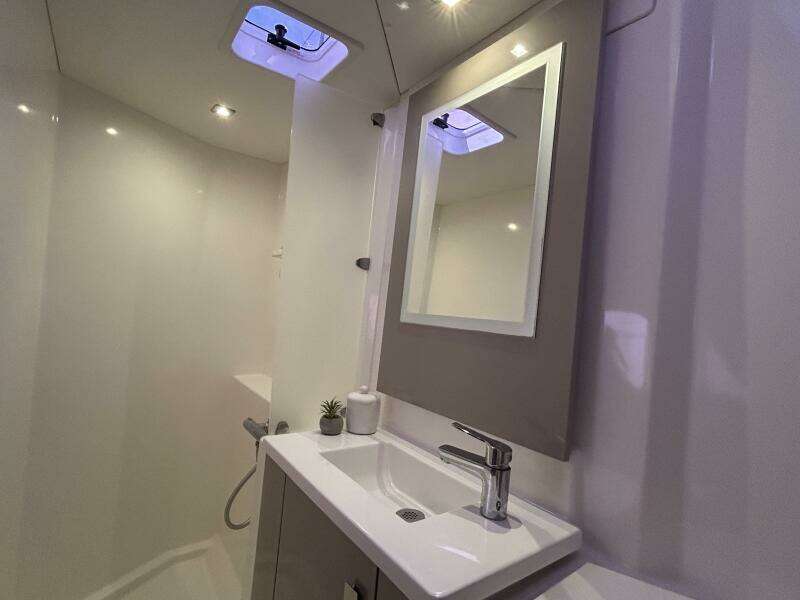 Hummingbird 39ft Fountaine Pajot Yacht For Sale