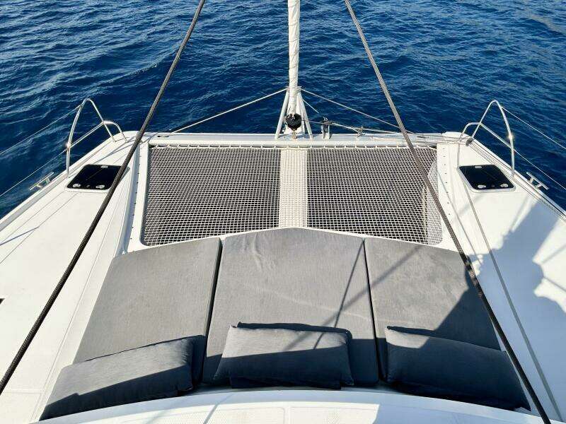 Hummingbird 39ft Fountaine Pajot Yacht For Sale