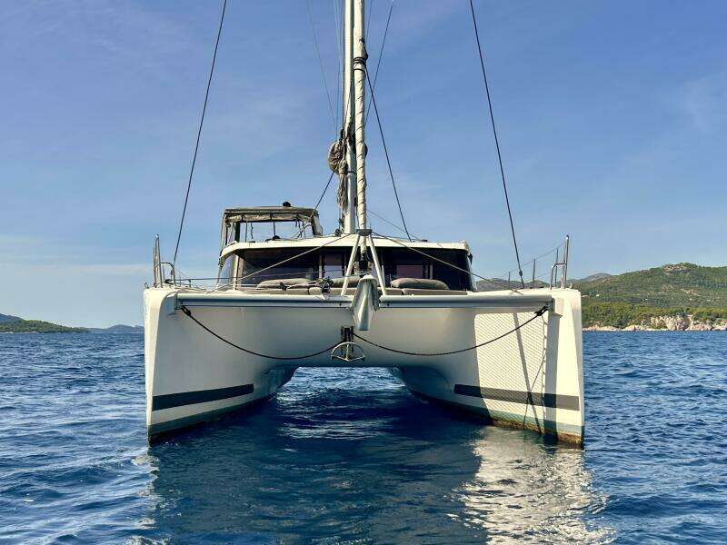 Hummingbird 39ft Fountaine Pajot Yacht For Sale