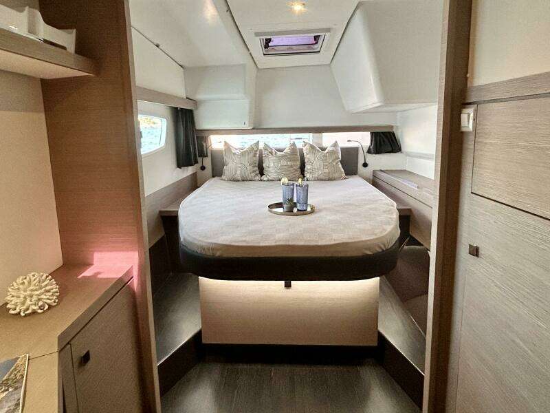 Hummingbird 39ft Fountaine Pajot Yacht For Sale