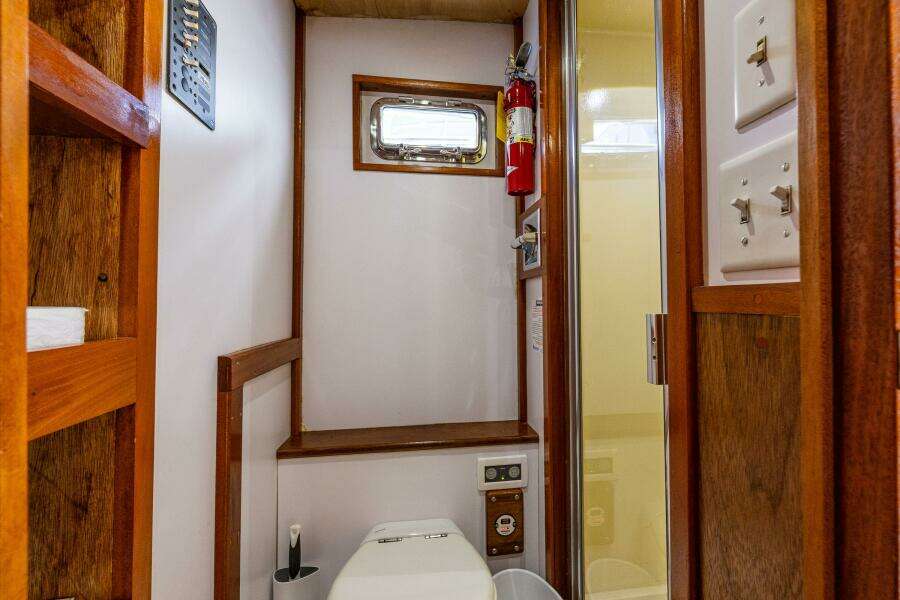 Single Star 58ft Custom Yacht For Sale