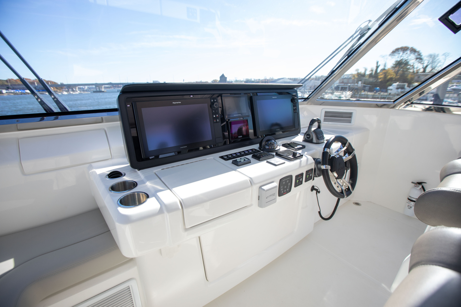 54ft Aquila Yacht For Sale