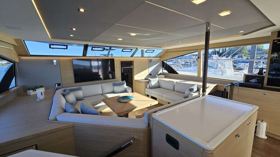 54ft Aquila Yacht For Sale